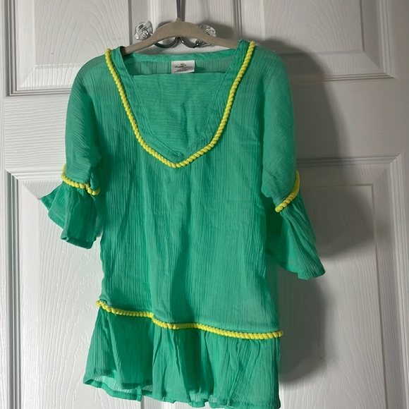 Beach Cover Up - Picture 1 of 3